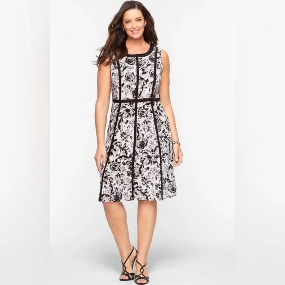 EUC Talbots | Dresses | Talbots Candle Light Rose Dress Size 4P - Picture 3 of 12